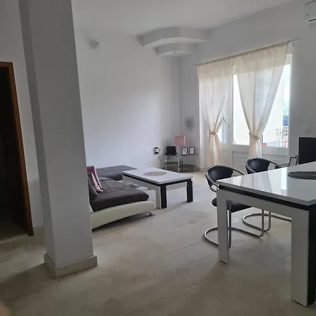 Bridge And Beach Διαμέρισμα Τρογκίρ